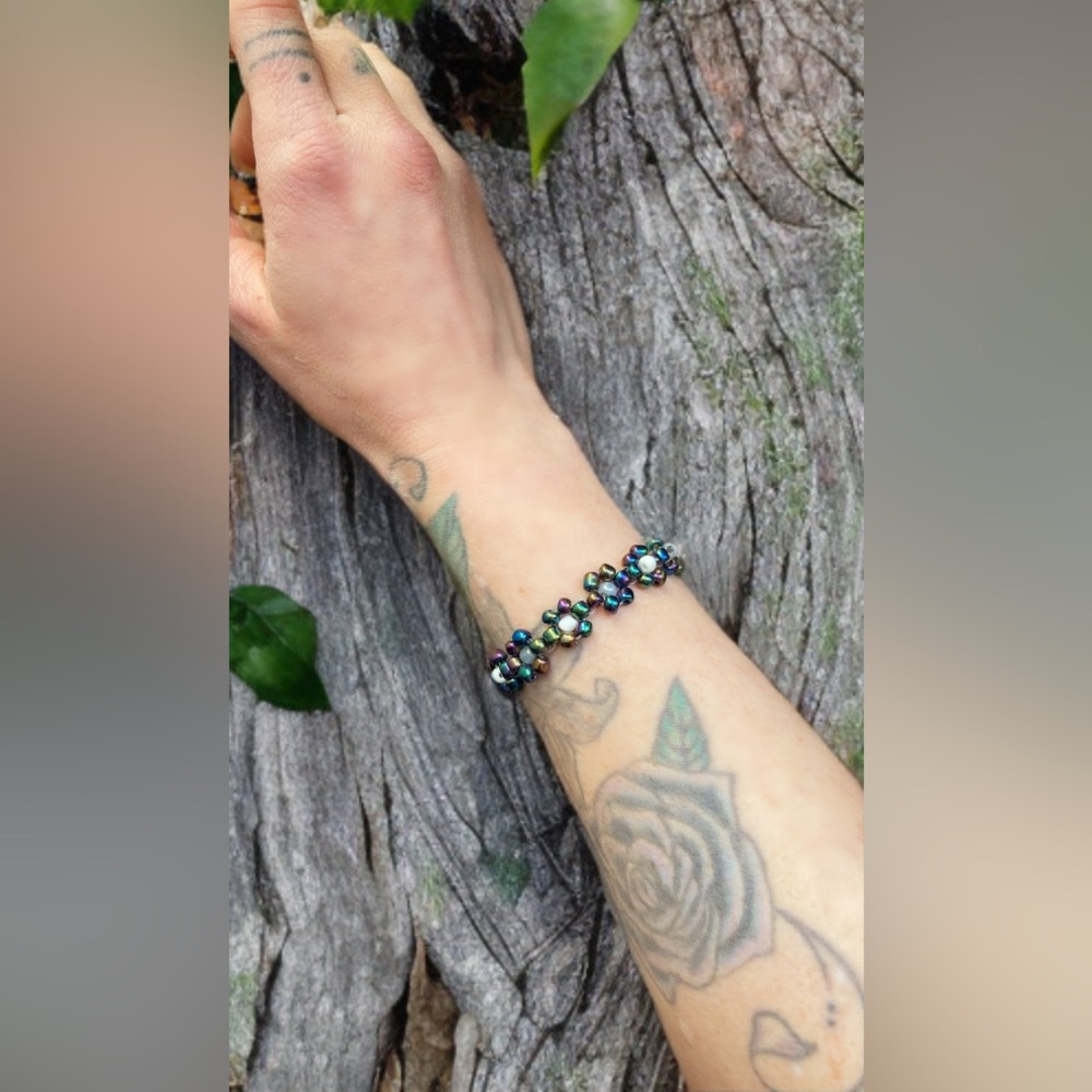 Handmade Holographic Flower Clasp Closure Bracelet